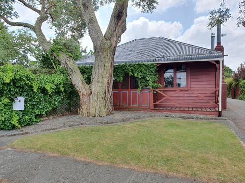 41 Fox Street, Featherston