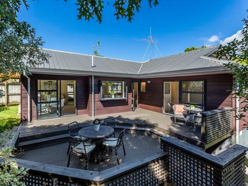 9B Eastwood Rise, Browns Bay