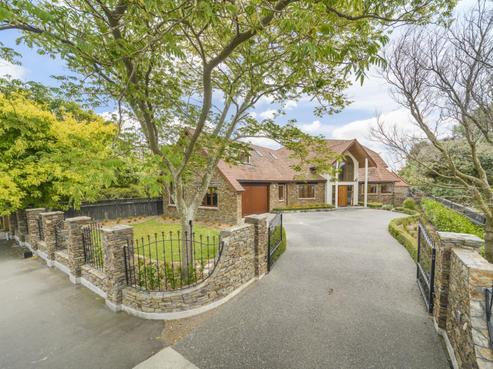 133 Park Road, West End