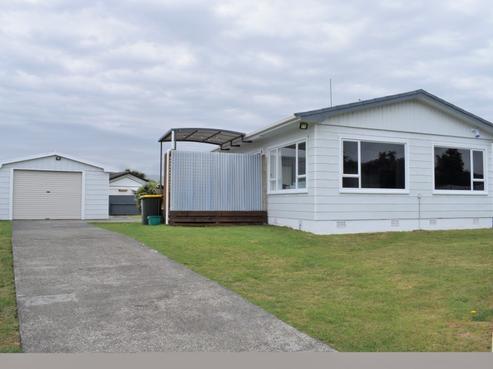 52 Norfolk Crescent, Otaki Beach