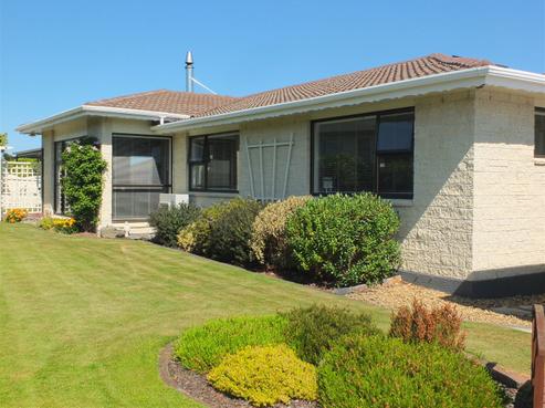 15 Temple Crescent, Gleniti