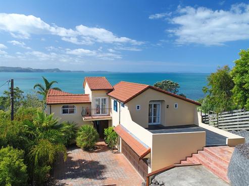 65 Duncansby Road, Stanmore Bay