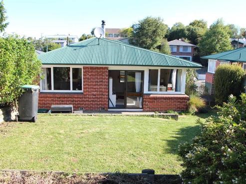 5 Sherratt Street, West End