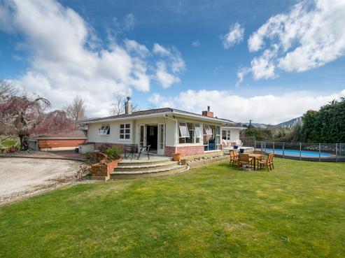 58 Pah Street West, Motueka
