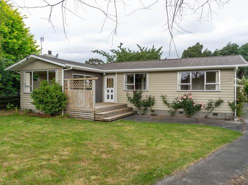 23 Reading Street, Greytown