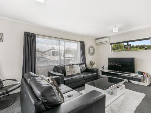 2/79 Clark Road, Pahurehure