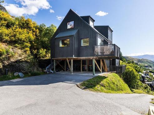 61 Goldfield Heights, Queenstown Central
