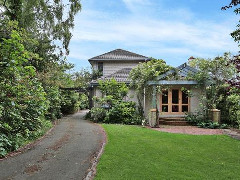 107 Grey Street, Gladstone