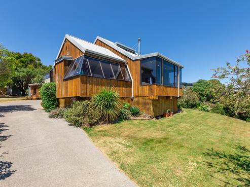 37 James Drive, Diamond Harbour