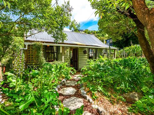 13 Brenchley Road, Lyttelton