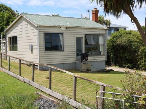 14 Rata Street, Kaka Point
