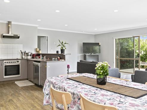 67 Sutherland Road, Brookfield