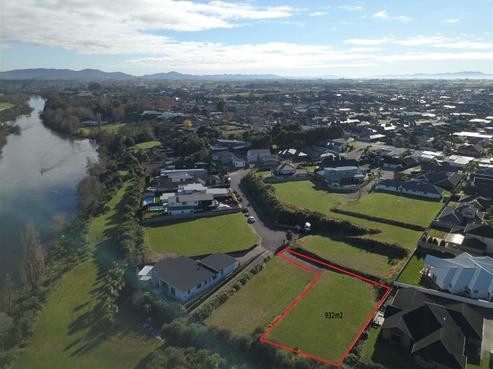 17 Riverside Lane, Flagstaff