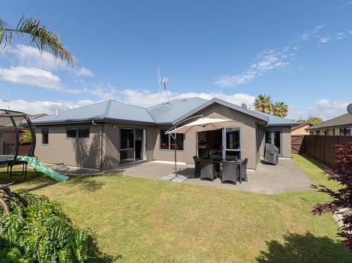 5 Henley Court, Huntington