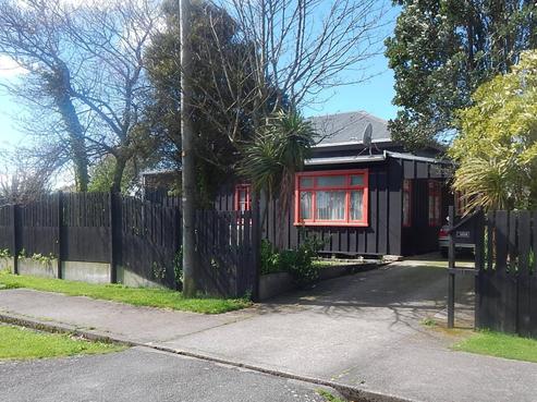 15 Romilly Street, Westport