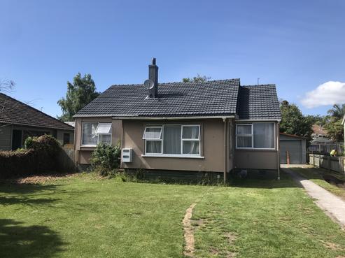 18 Clinkard Avenue, Glenholme