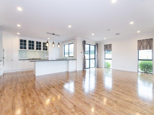 116 Pohutukawa Parade, Riverhead