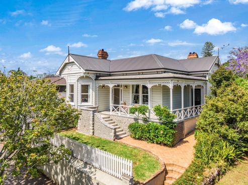 12 Cheltenham Road, Devonport