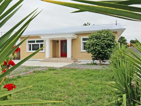 512 Eastbourne Street East, Hastings