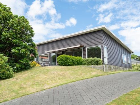 13 Awanui Street, Hilltop