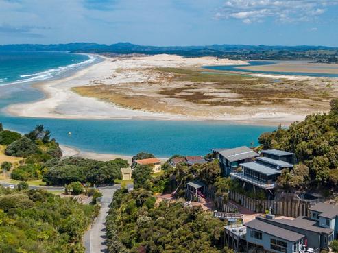 145D Wintle Street, Mangawhai Heads