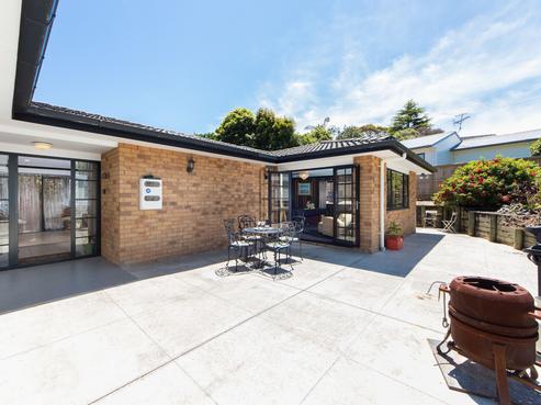8 Woodman Place, West Harbour