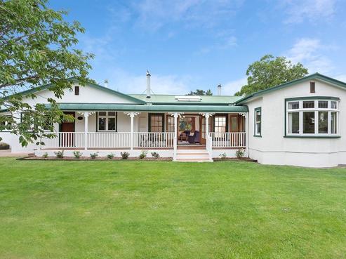 303 Davidsons Road, Lincoln