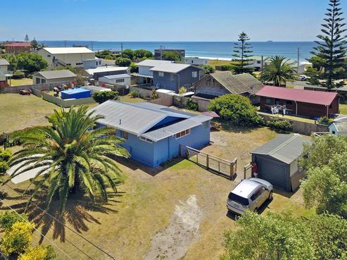 13 Costello Crescent, Pukehina