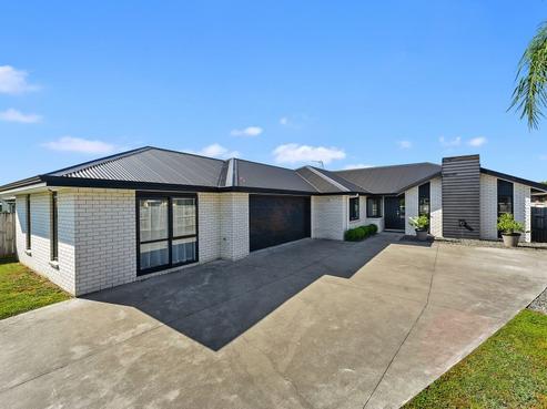 23 Piwakawaka Court, Rototuna North