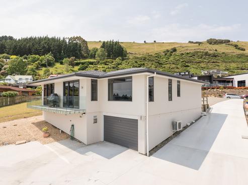 2 McConnell Place, Marybank