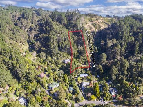 108C Wyndham Road, Pinehaven