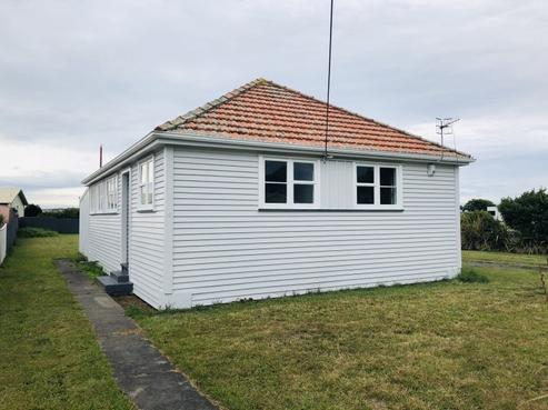 19 Hulke Street, Foxton