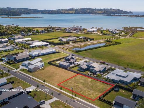 7 Shearwater Lane, Point Wells