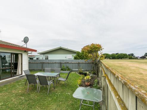 2/173 Taradale Road, Pirimai