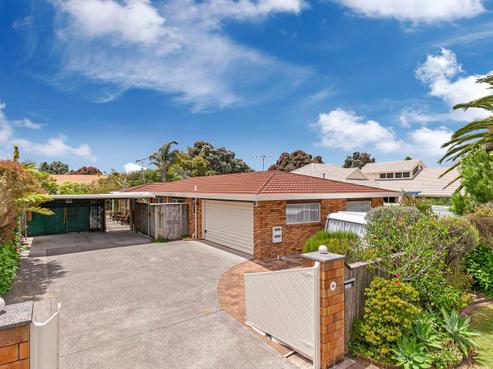 33 Settlers Grove, Orewa
