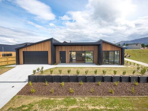 33 Obelisk Street, Wanaka