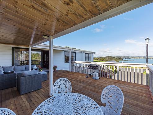 250 Ridge Road, Mahurangi East