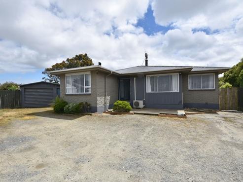 116 Moulson Street, Strathern