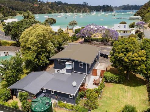 2 Florance Avenue, Russell