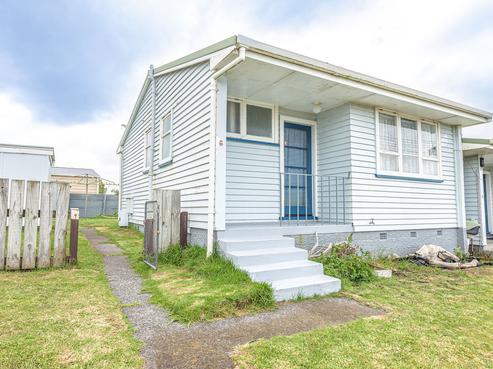 6 Tiki Street, Castlecliff