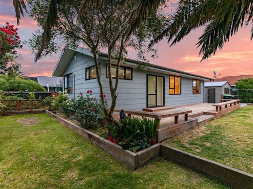 154 Rocking Horse Road, Southshore