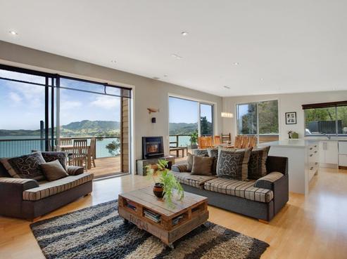28 Kent Street, Whangaroa