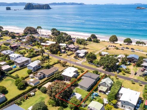 16 Harsant Avenue, Hahei