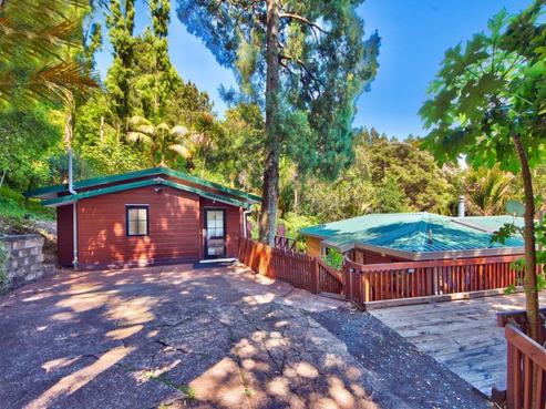 130 Victory Road, Laingholm