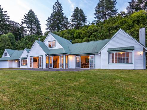 26 Brunette Drive, Acacia Bay