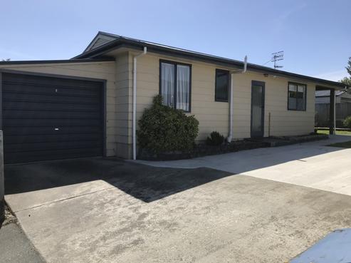 2B Lauder Crescent, Heidelberg