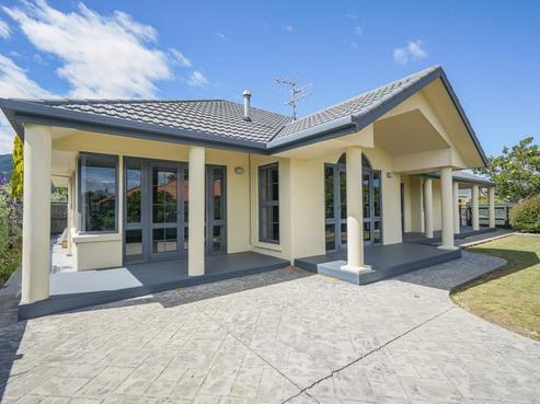 1 Saint James Avenue, Richmond