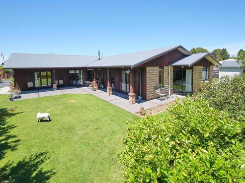 11 Verona Place, Stratford