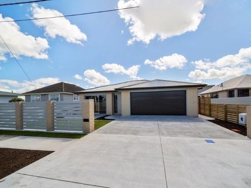 18 Laurent Vc Street, Hawera