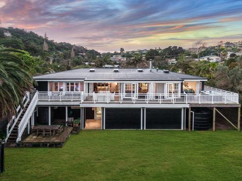 43 Lannan Road, Surfdale